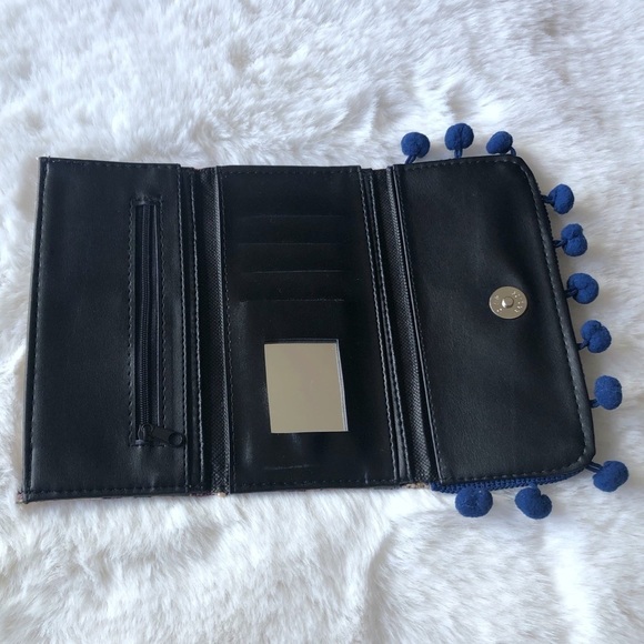 Frida Khalo Cartoon Long Wallet - Picture 4 of 6